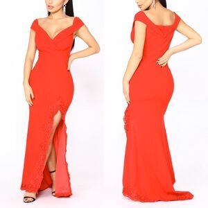 Love At Last - Red Formal dress size Medium
